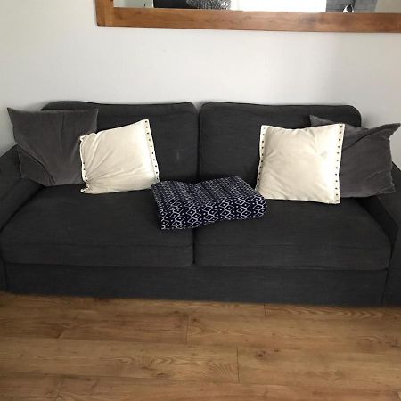 2 X Double Rooms In Cheam Buitenkant foto